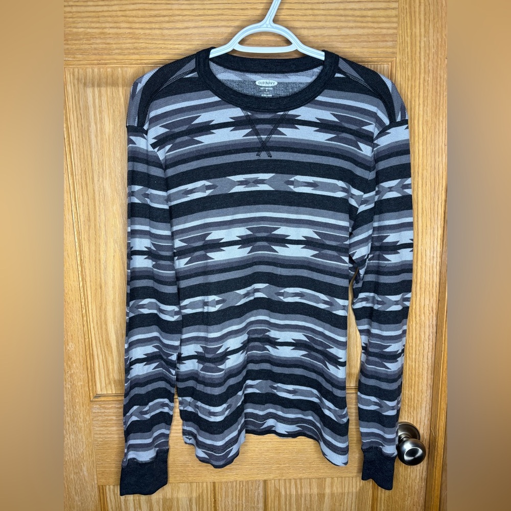 Old navy Aztec Henley